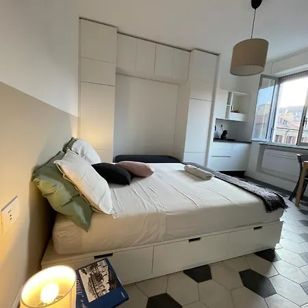 Apartment La Marina Di - Pier Lombardo Milan