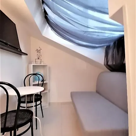 Διαμέρισμα Mercanti Attic Version *