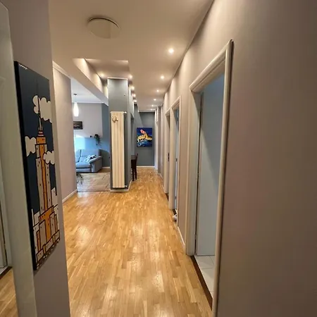 Premium High Floor Design In Citta Studi