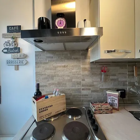 Studi - Front Metro Lambrate Appartement *