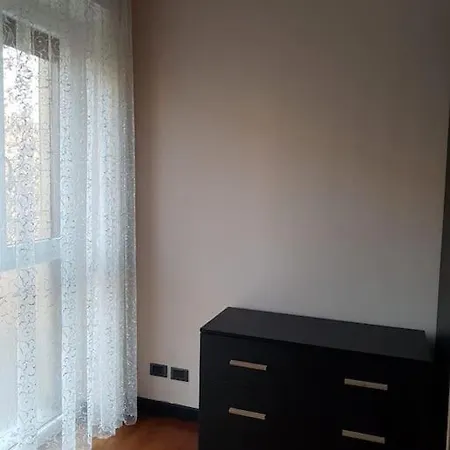 A Апартаменты *