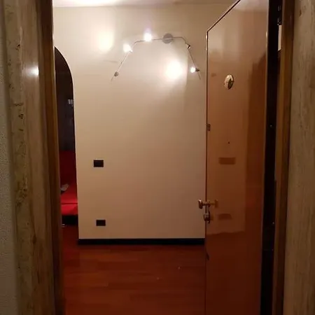 A Апартаменты *