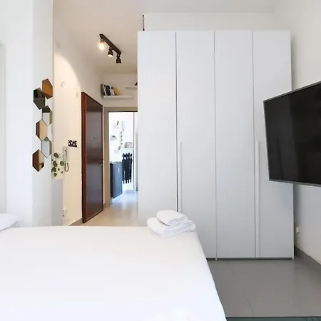 Apartament Primopiano - Clitumno Mediolan