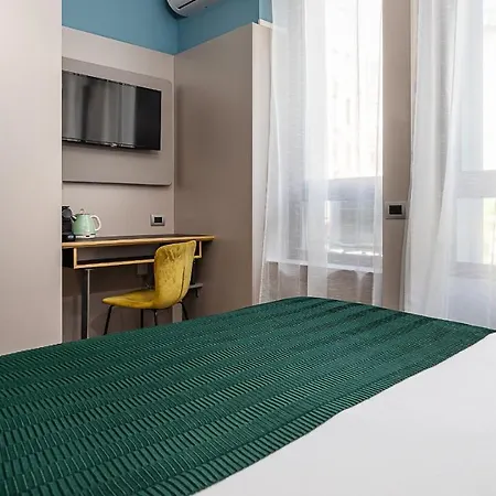 Italianway - Napo Torriani 22 D * Mediolan