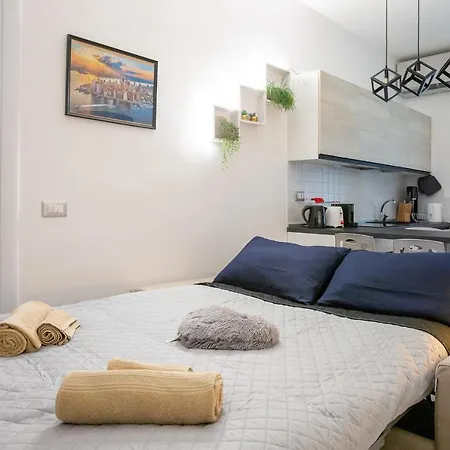 Appartement Duomo A 15 Minuti Di Metro-suite Con Netflix Ad Affori M3 Milan
