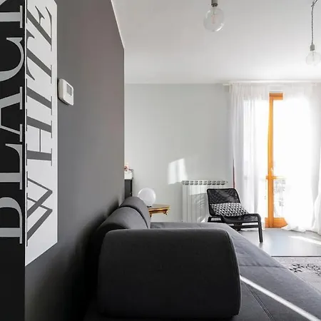 Apartamento Black & White Flat In Naviglio/ Porta Genova *