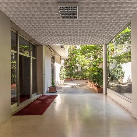 Apartman Santa Sofia House - Duomo Milánó