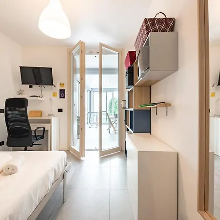 Appartement Renovated With Garden & Veranda! Milaan