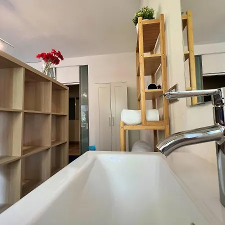 Appartme Seveso 40 * Milánó