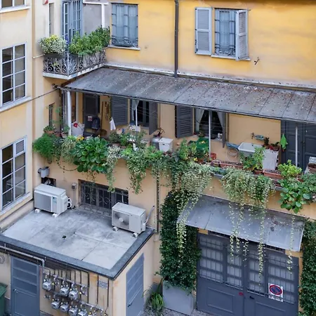 Easylife - - Maroncelli 14 - Garibaldi *