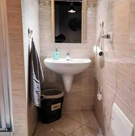 Intero Su Via Tortona-darsena-navigli *