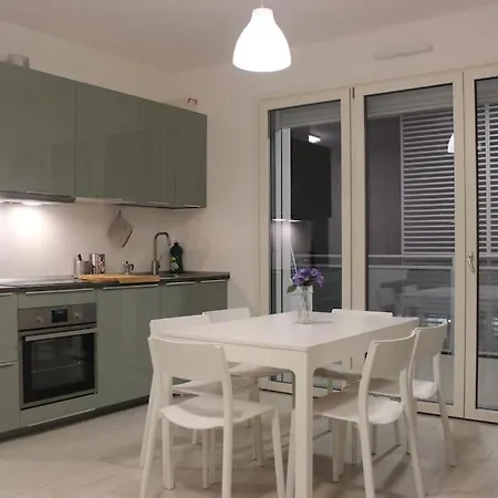 Luxury 3 Bedroom 100 Mq Next To Rho Fiera And San Siro Apartment