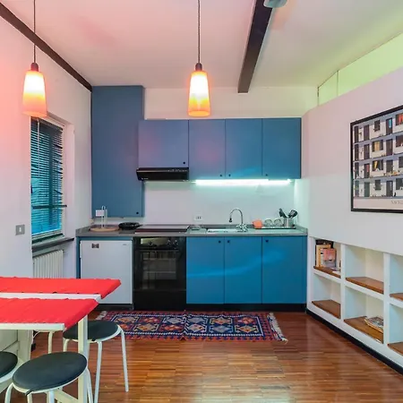 Lovely Flat De Castilla 7 * Milaan
