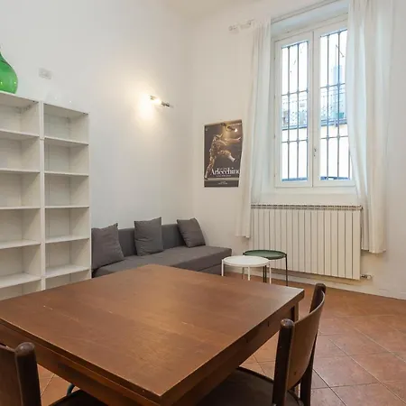 Flat In Isola De Castillia 22 * ミラノ