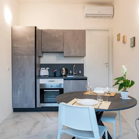 Santa Marta Lägenhet Milano