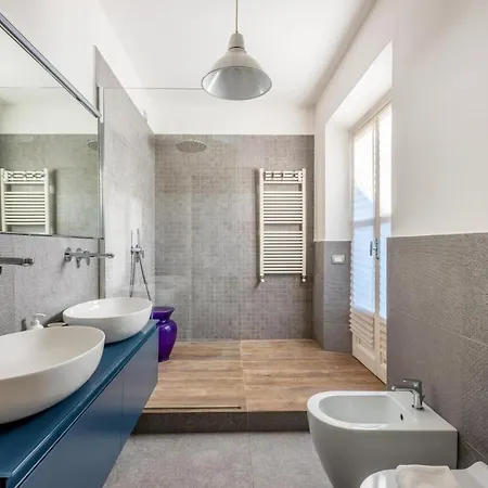 Easylife - - Palazzi 4 - Porta Venezia Appartement *