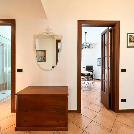 Hostmate - - Brocchi- Citta Studi *