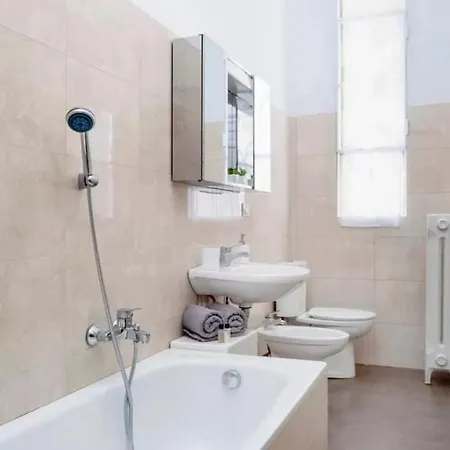 Italianway Easy - Montello * Milão