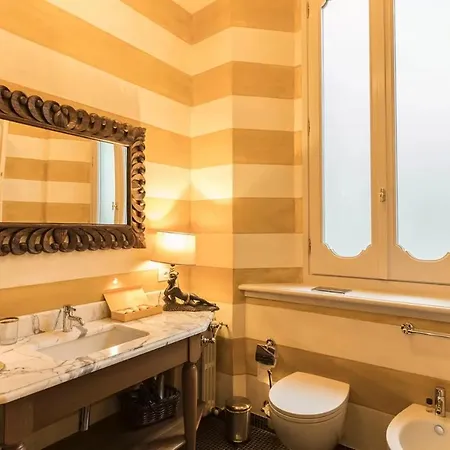 Italianway - Borgonuovo 12 Apartman *