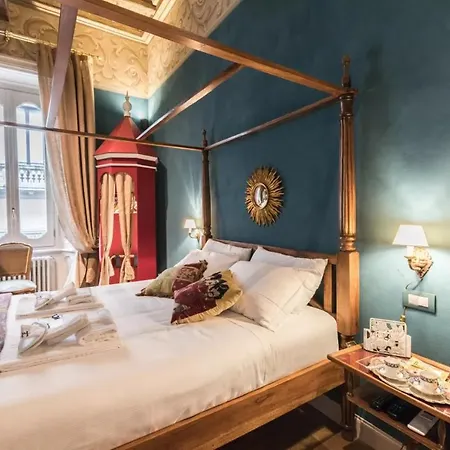 Italianway - Borgonuovo 12