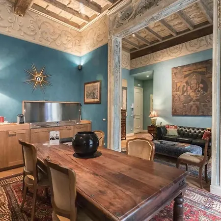 Italianway - Borgonuovo 12