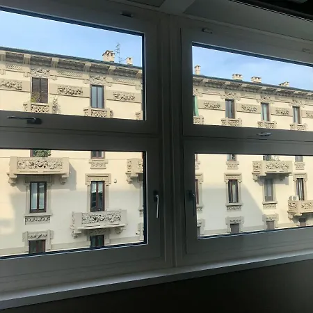 New High Quality In The Center Of Apartment Mailand