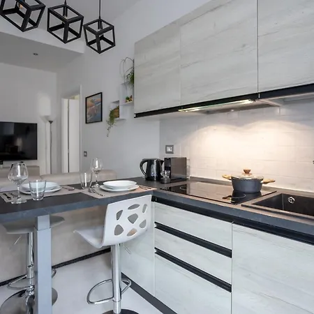 Duomo A 15 Minuti Di Metro-suite Con Netflix Ad Affori M3 Milan