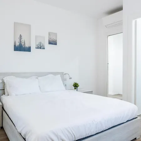 2 Bedrooms With Terrace - Nolo Area Via Varanini Apartment Milan