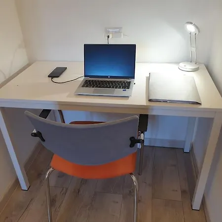 Spacious & Lovely - 4 Queen Bed