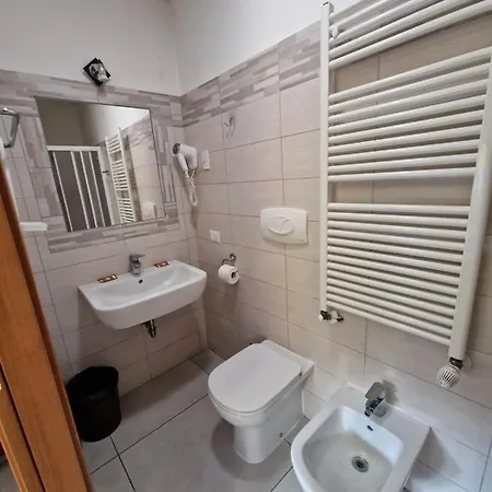 Hotel Bonola 2*