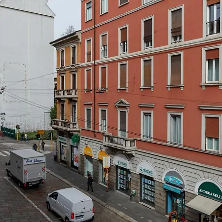 Lovely Flat Crocetta 1 شقة *