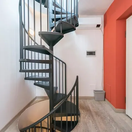 Heart Centre Navigli 3 Levels Appartement