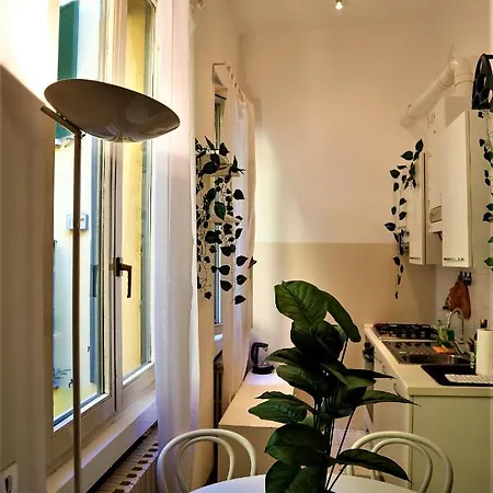 - La Casa Delle Meraviglie -navigli Edition- Milán