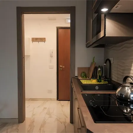 Zeus-08: Splendido Monolocale, Zona San Siro *