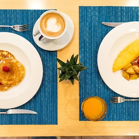 Ramada Plaza By Wyndham 4* מילאנו