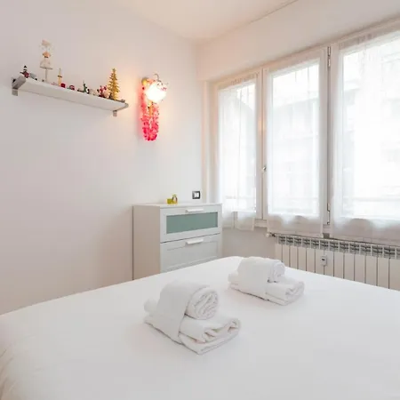 Apartment Luxury Near Bocconi Zamenhof 7 Mailand
