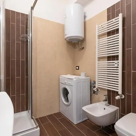 Luxury Near Bocconi Zamenhof 7 Apartment Mailand