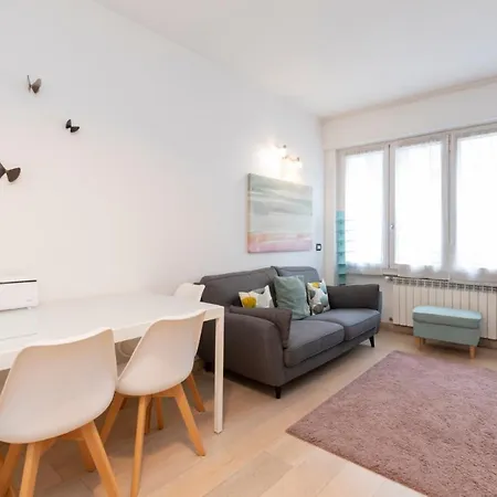 Luxury Near Bocconi Zamenhof 7 *