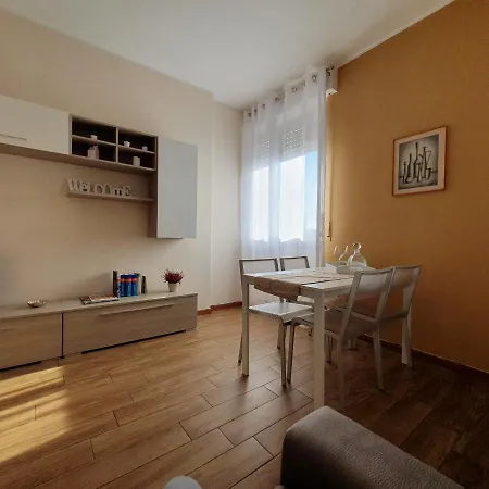 Apartment Bnbutler - Isonzo - Luminoso In Porta Romana Milan