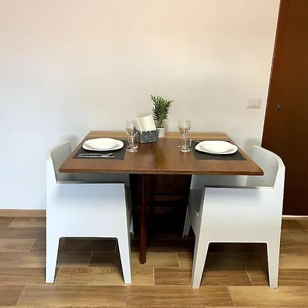 Free Parking Il Terrazzino ⭑⭑⭑⭑⭑ * Милан