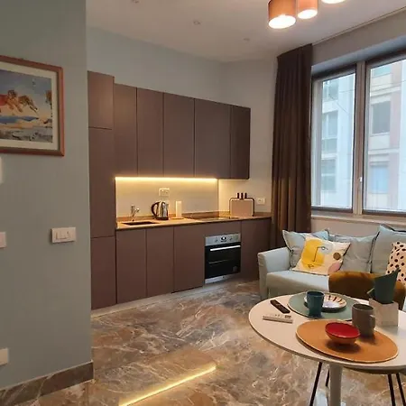 Blu Maison Duomo Centro Piazza Diaz Apartment *