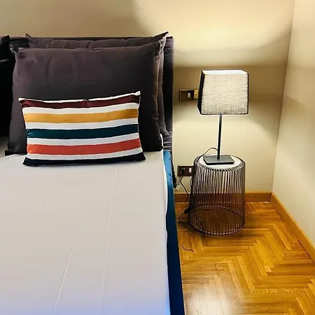 Apartment Comecasa Elegant De Sanctis Milan
