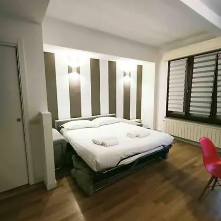 Semesterbostad Bilocale Zona Bocconi-navigli Milano