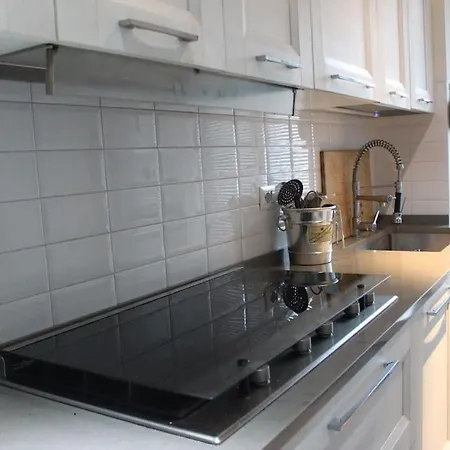 Апартаменты Duomo Walking Distancemodern Flat With Free Wifi *