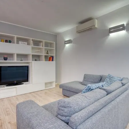 Caseospitali - Serendipity, Moderno Bilocale Con Balcone In Complesso Residenziale Apartment Mailand