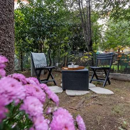 Apartment Giardino San Siro Stadium - Free Parking, Private Garden