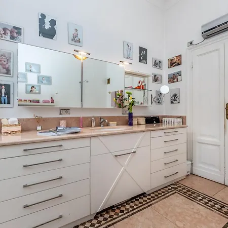 Very In Cadorna Station Area! Excellent If Arrive From Malpensa Airport Appartement *