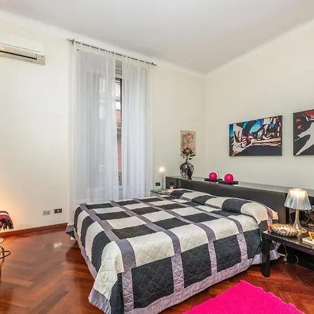 Very In Cadorna Station Area! Excellent If Arrive From Malpensa Airport Appartement *