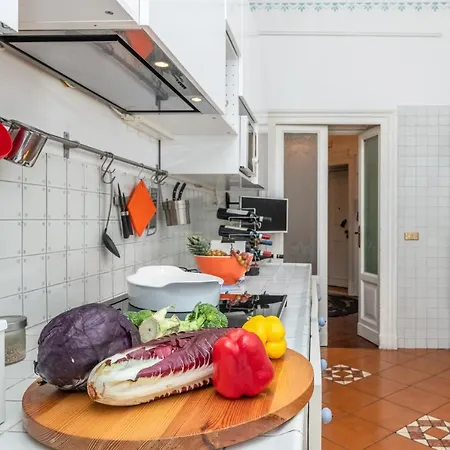 Апартаменты Very In Cadorna Station Area! Excellent If Arrive From Malpensa Airport *