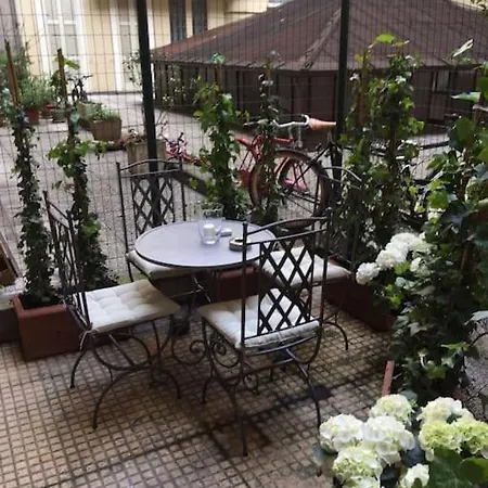 Elegant Liberty In The Heart Of Appartamento